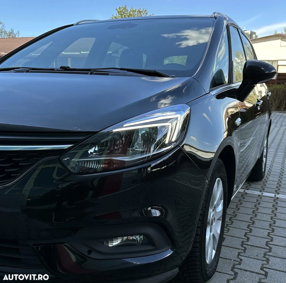 Opel Zafira - 25