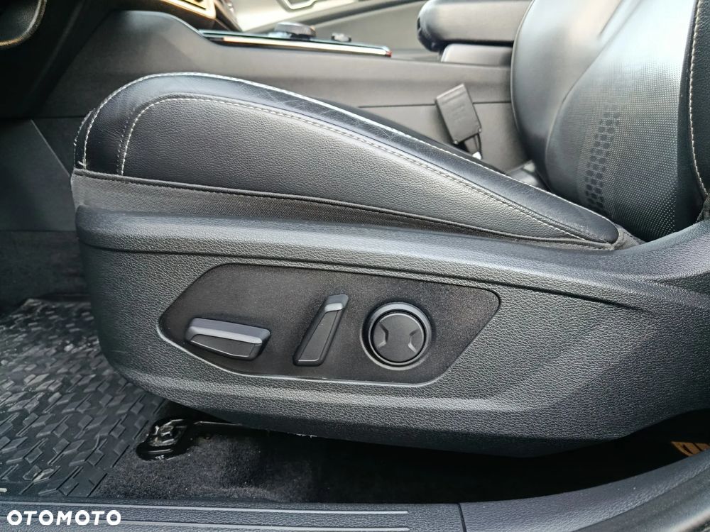 Kia Sportage 1.6 T-GDI HEV Business Line 4WD - 12