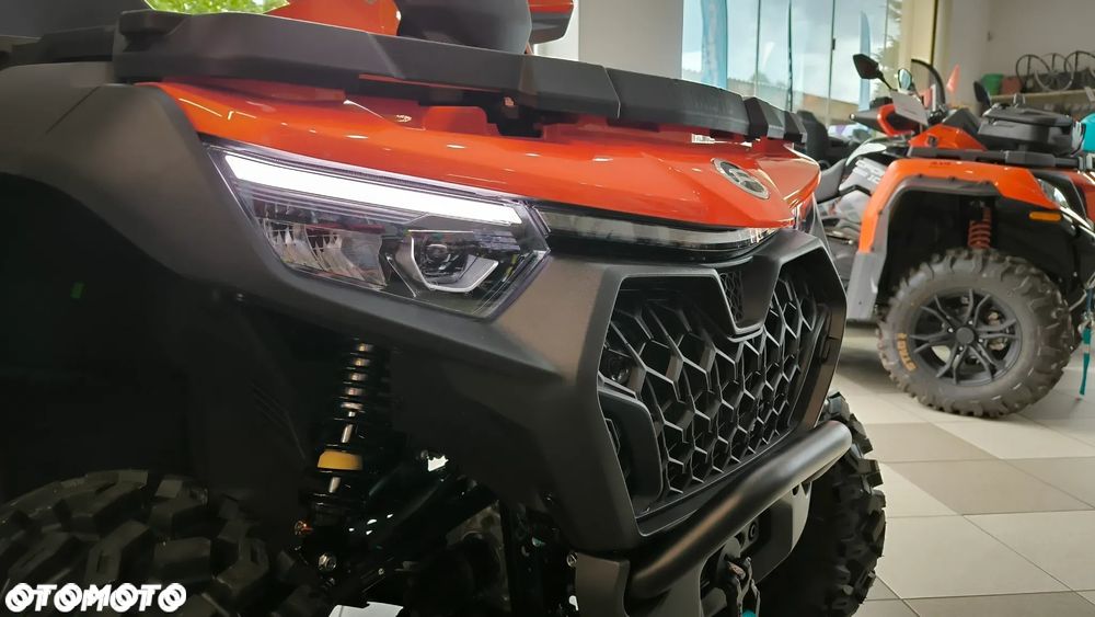CFMoto CForce - 8