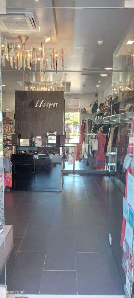 Loja Comercial no Quinta Shopping, Quinta do Lago - Grande imagem: 3/8