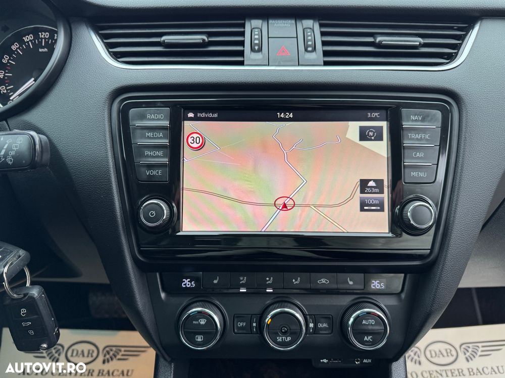 Skoda Octavia 1.6 TDI DPF DSG Sport Edition - 30