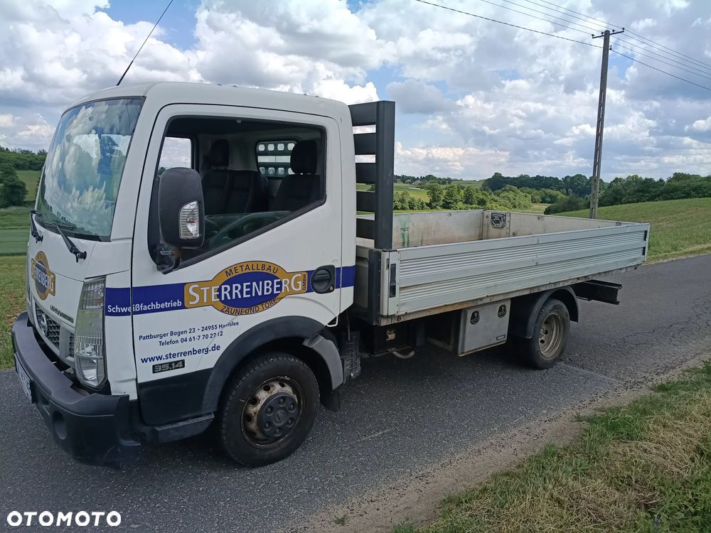 Nissan NT 400 CABSTAR - 1
