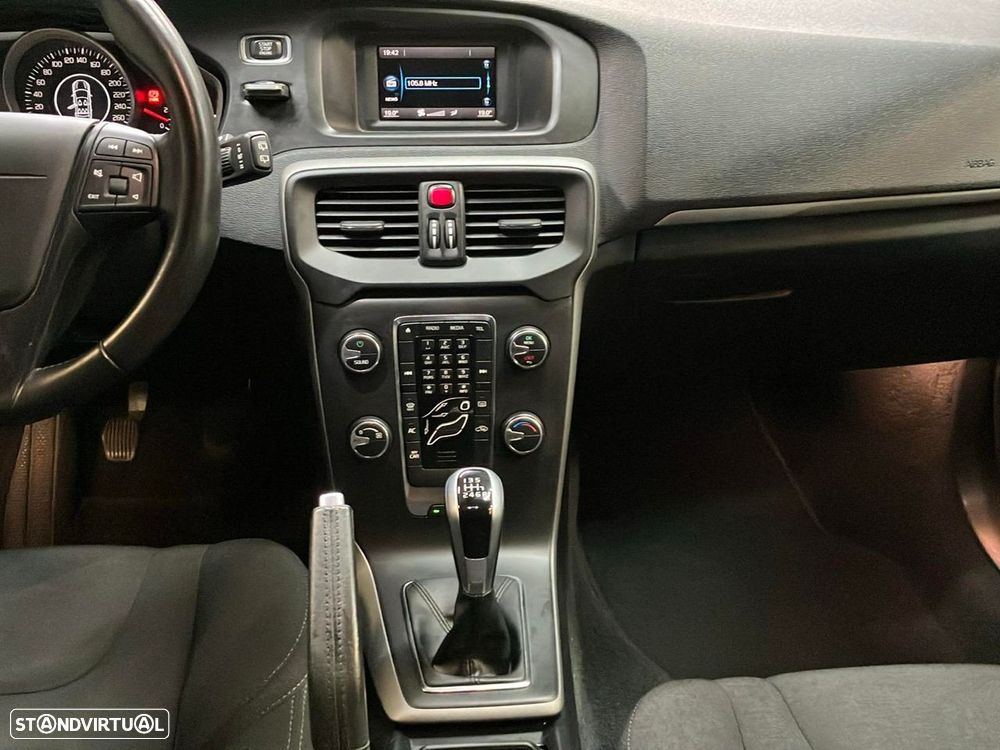 Volvo V40 2.0 D2 Kinetic - 10