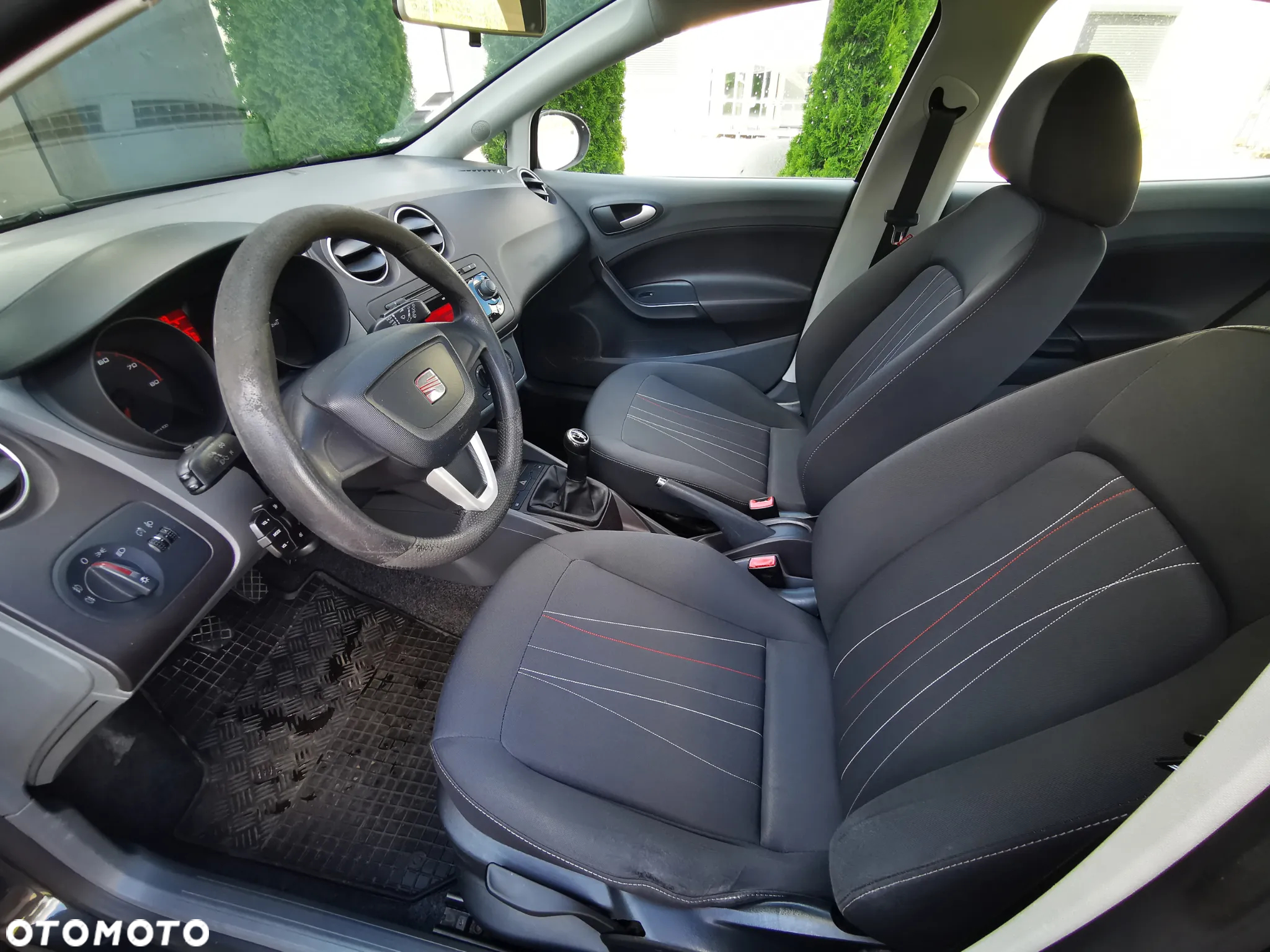 Seat Ibiza 1.4 16V Reference - 10