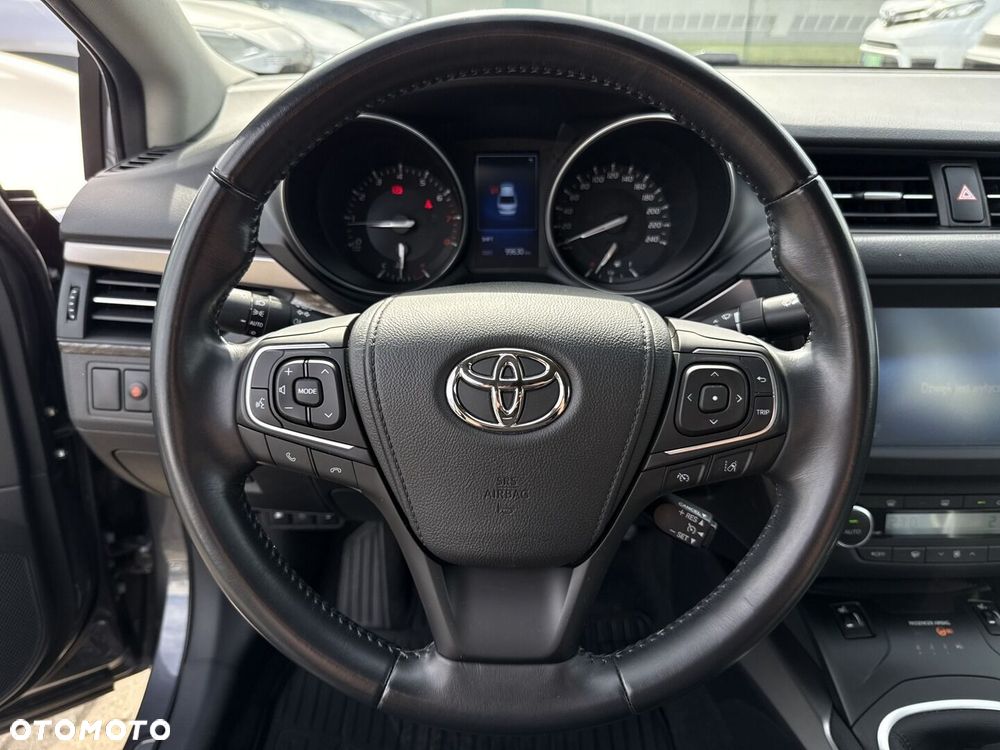 Toyota Avensis 1.8 Prestige - 14