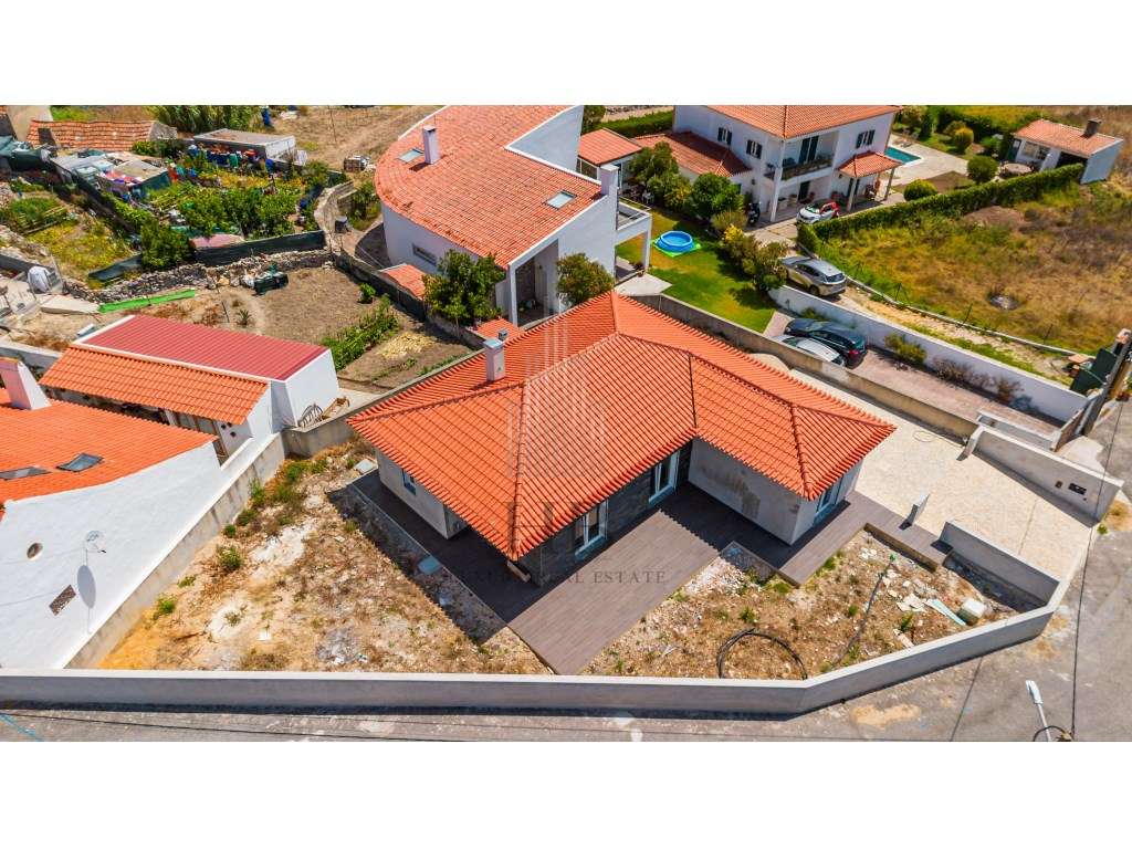 Exclusiva Moradia T3 Térrea com Jardim Privativo e Vista Serra |Fai... - Grande imagem: 3/52