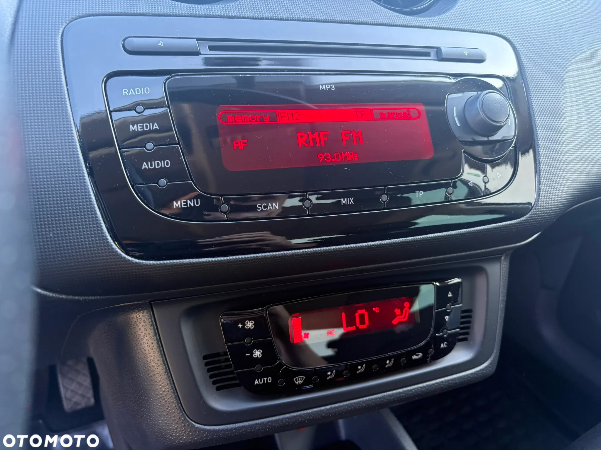 Seat Ibiza 1.4 TSI DSG FR - 23