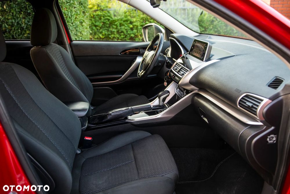 Mitsubishi Eclipse Cross 1.5 T-MIVEC ClearTec CVT 2WD Diamant Edition - 38