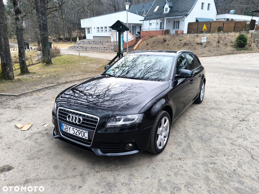 Audi A4 Avant - 1