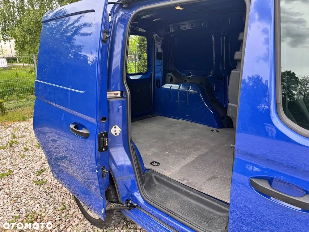 Volkswagen Caddy - 8