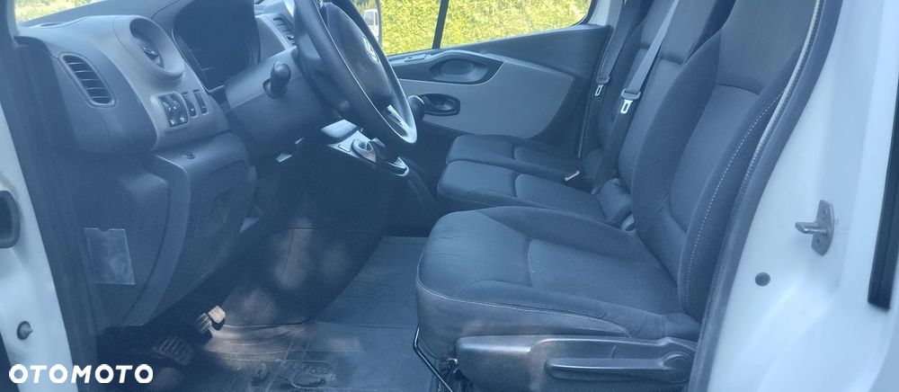 Renault Trafic - 8