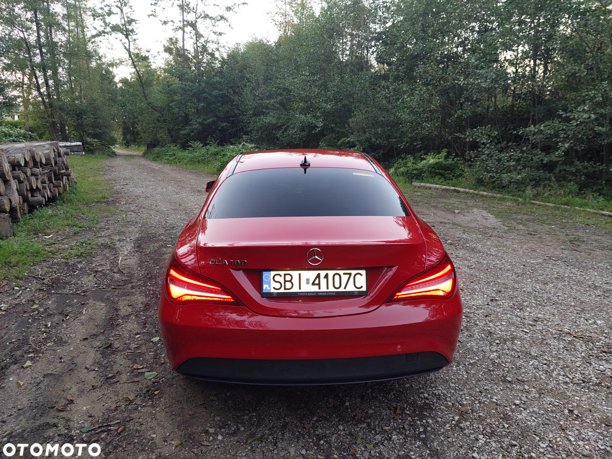 Mercedes-Benz CLA 180 7G-DCT Urban - 18