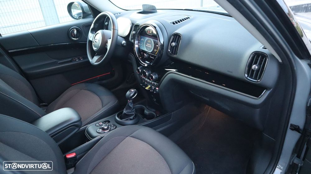 MINI Countryman Cooper SE ALL4 Auto - 18
