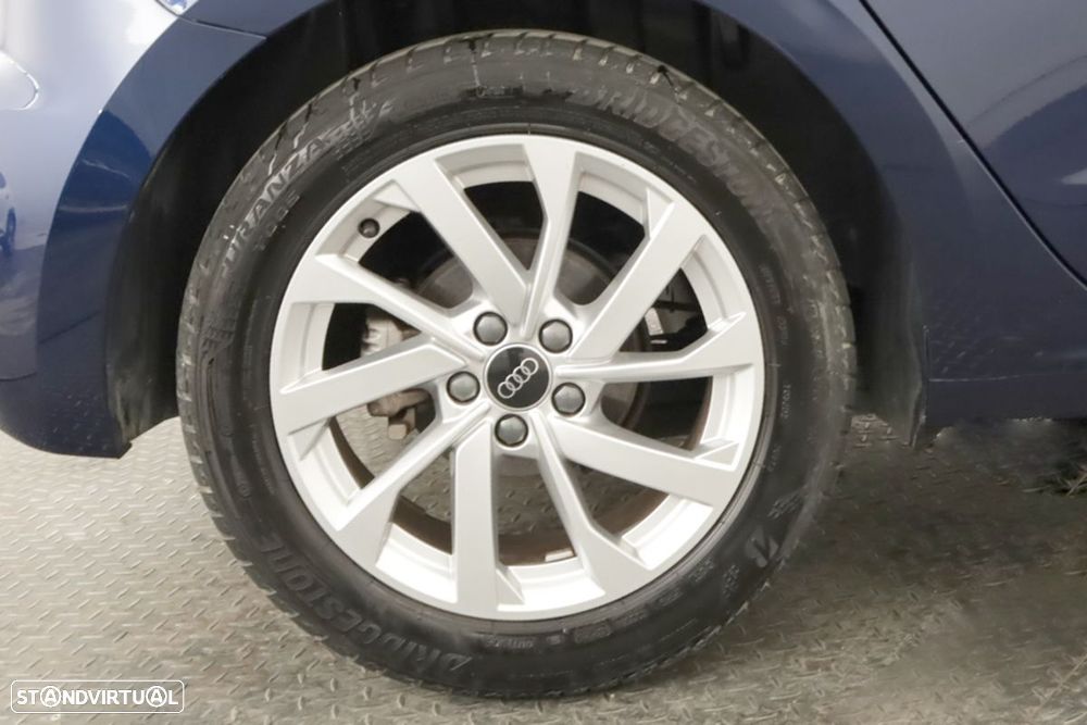Audi A1 Sportback 30 TFSI Advanced S tronic - 5