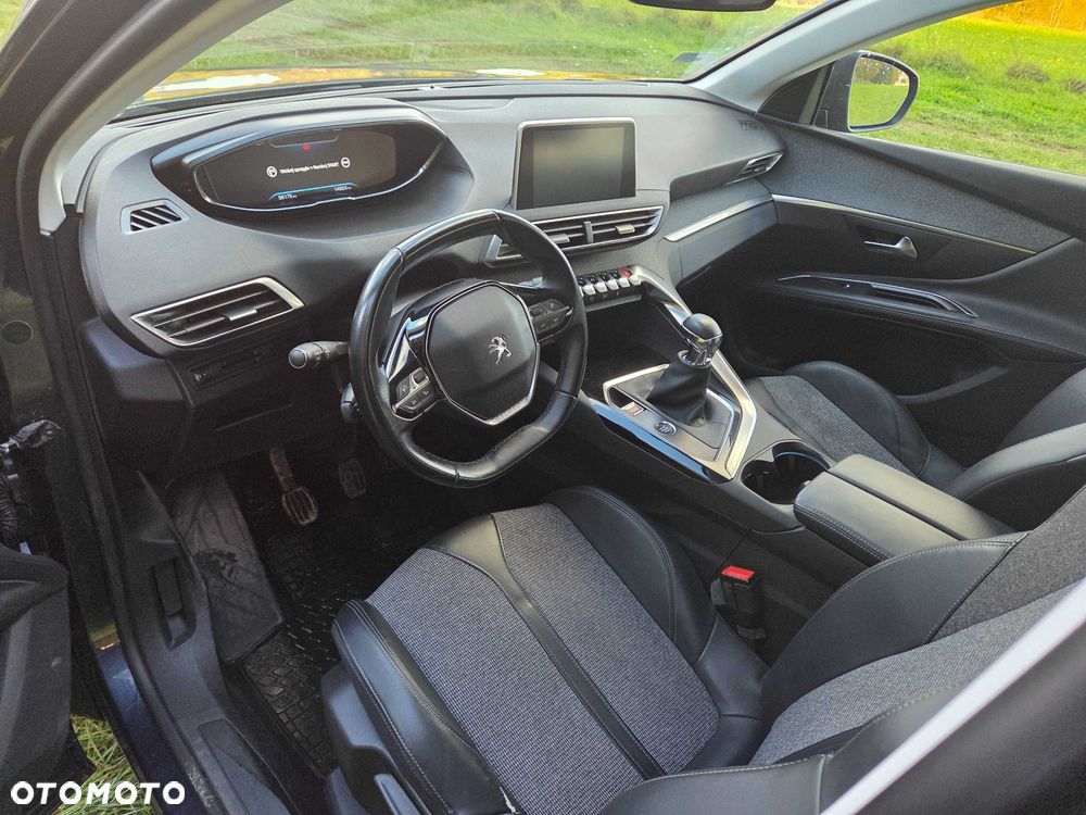 Peugeot 5008 - 7