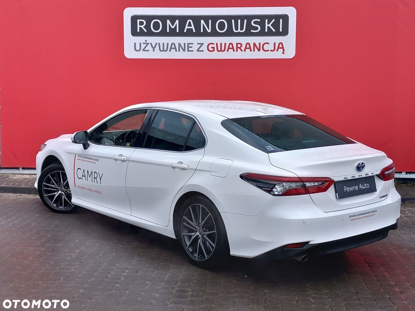 Toyota Camry - 6