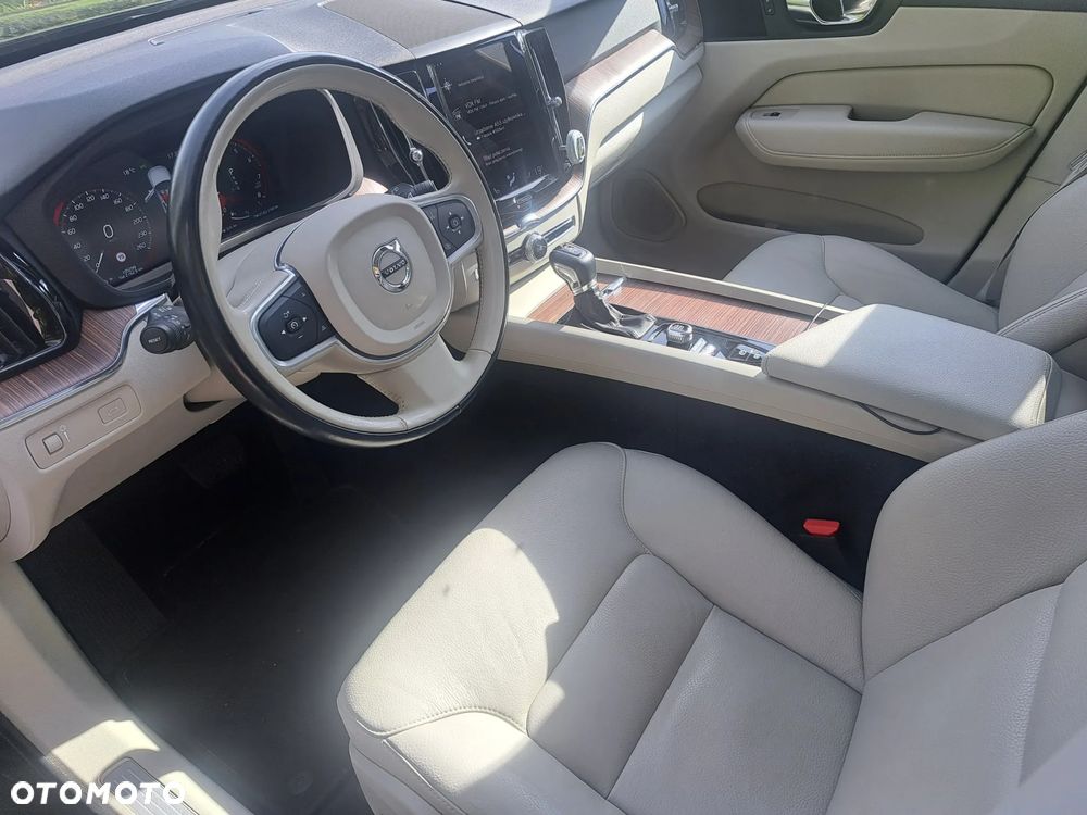 Volvo XC 60 - 7