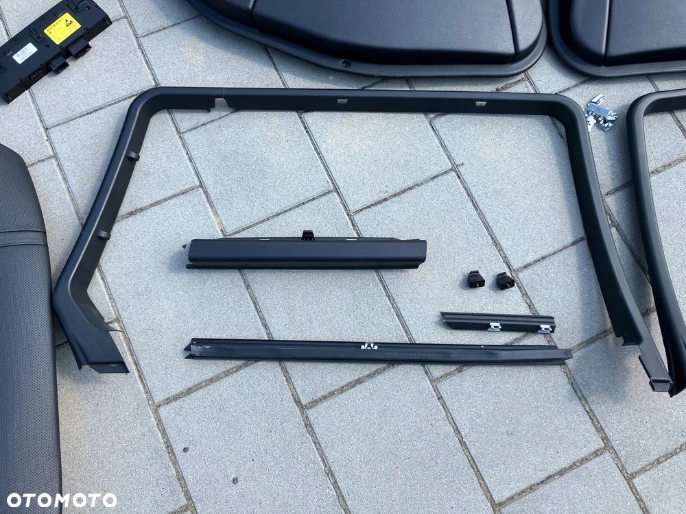 FOTELE KANAPA BOCZKI BMW E60 E61 TOURING KOMBI CZARNA SKÓRA WENTYLOWANA KOMFORT WENTYLE WENTYLOWANE KOMFORTY PRZED LIFT RARYTAS STAN PERFEKCYJNY!!! CZARNE ELEKTRYCZNE ROLETKI PRZECIWSŁONECZNE ROLETY DRZWI - 24
