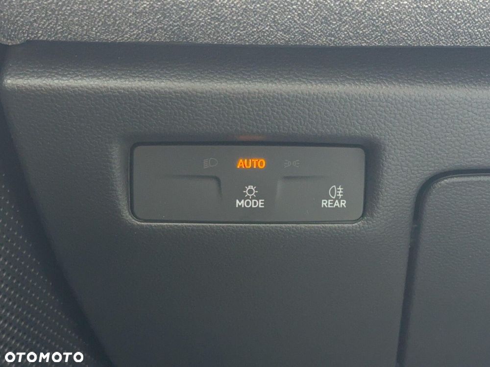 Volkswagen Passat - 23
