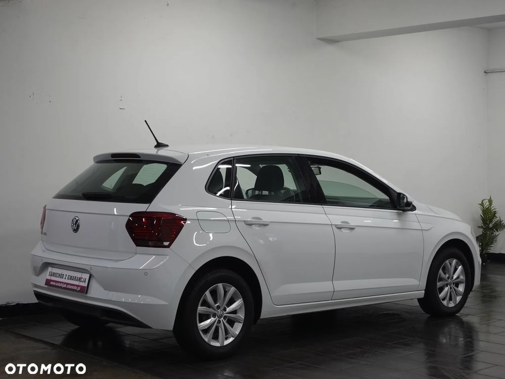 Volkswagen Polo - 8