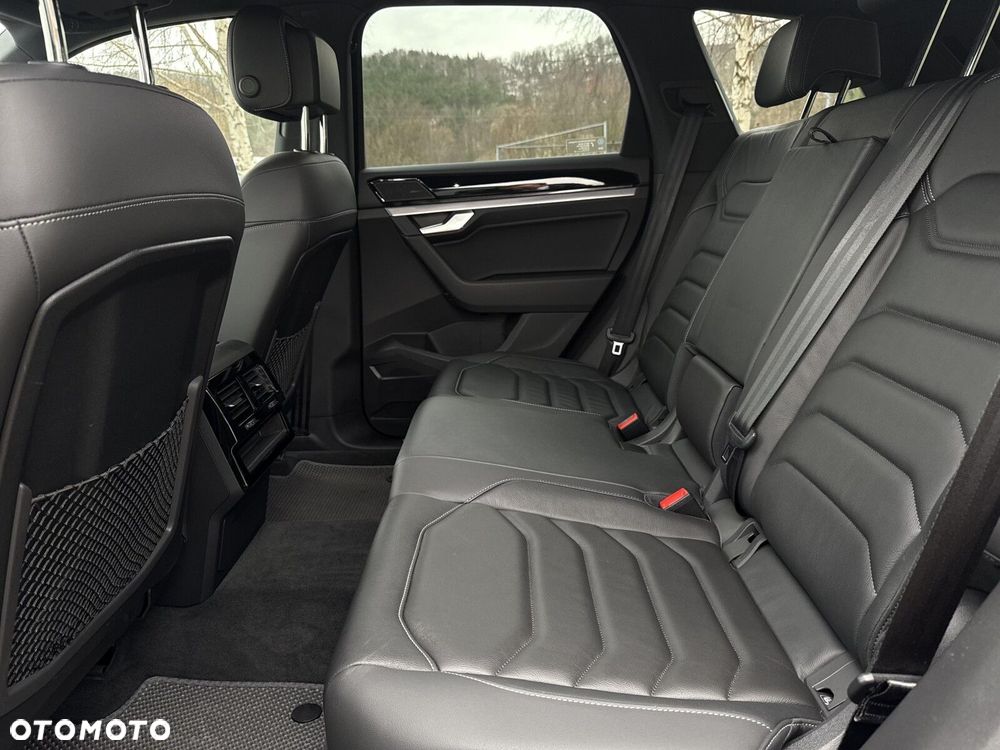 Volkswagen Touareg 3.0 V6 TDI SCR 4Mot R-Line - 33