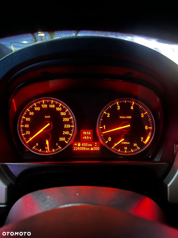 BMW Seria 3 318i - 20