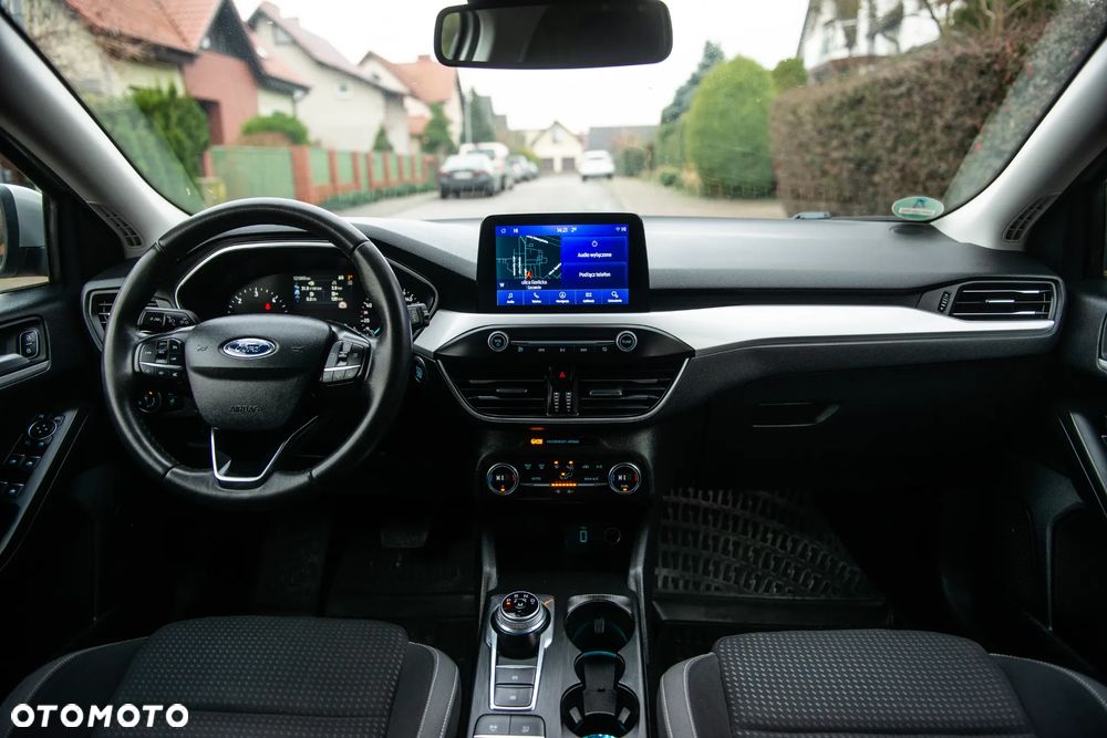 Ford Focus 1.5 EcoBlue Start-Stopp-System TITANIUM - 29