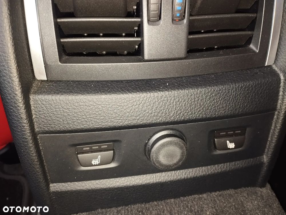 BMW Seria 3 340i GPF xDrive M Sport Shadow sport - 27