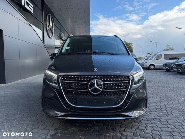 Mercedes-Benz Klasa V - 5