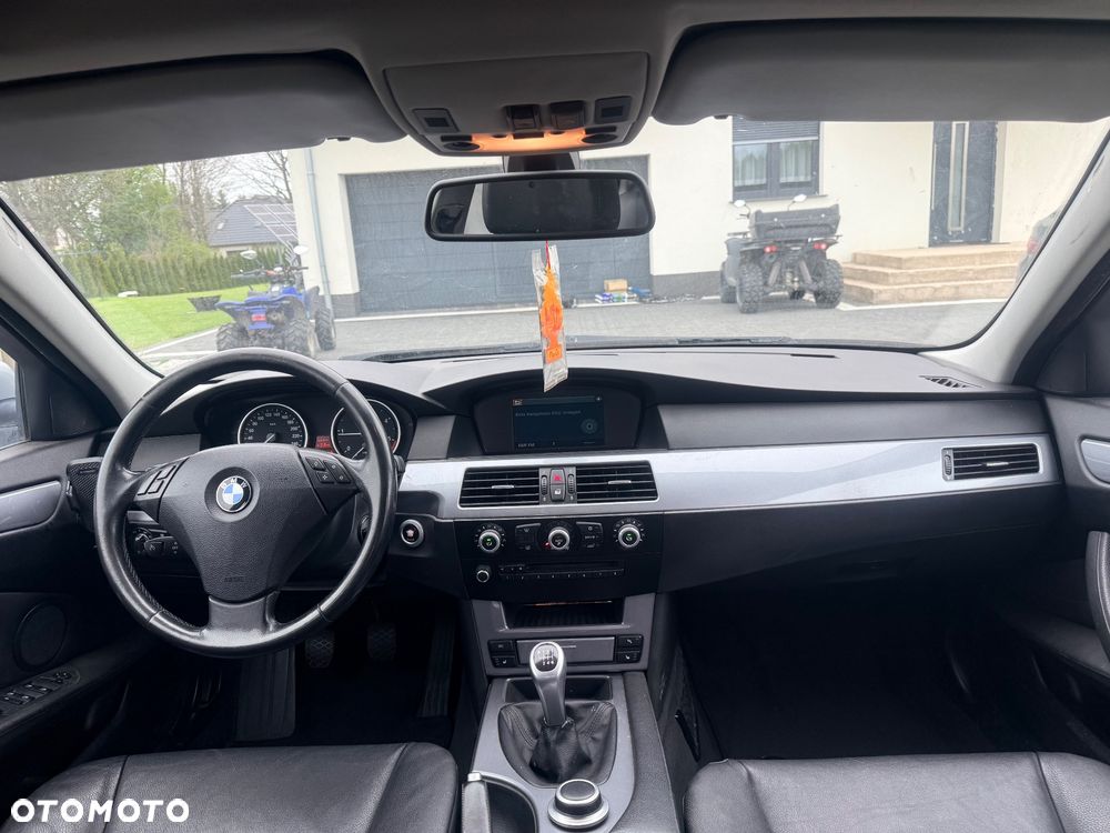 BMW Seria 5 520d - 17