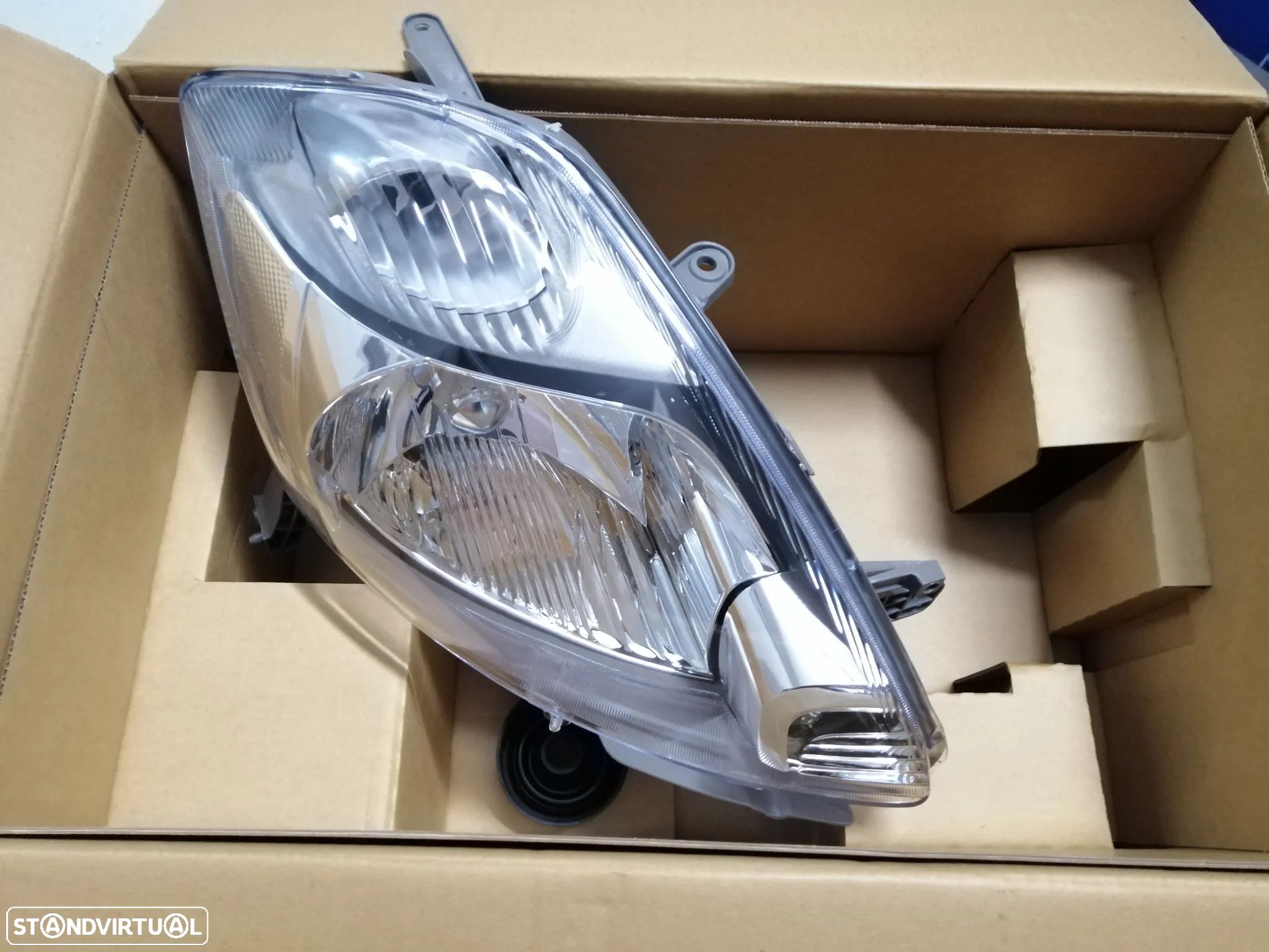 Farol / Faróis da frente Daihatsu Sirion 2005 a 2010 - 1