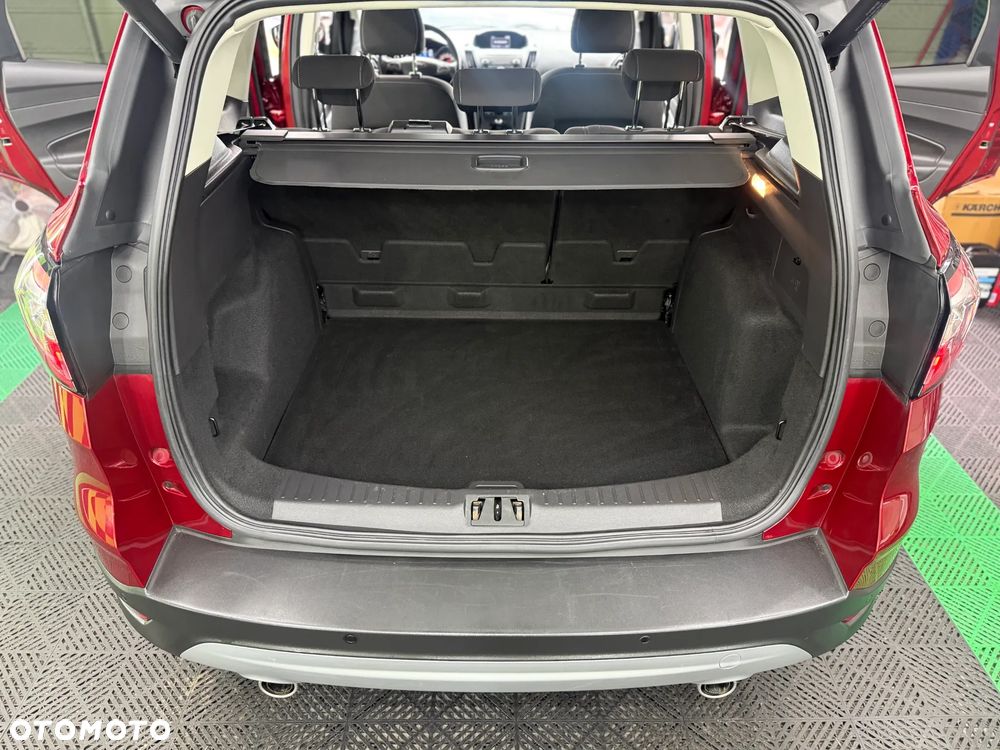 Ford Kuga - 34