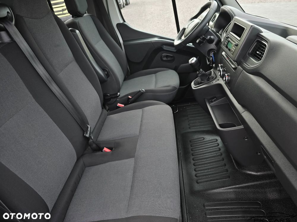 Renault MASTER DOKA Brygadówka 7 osób klima manual - 28