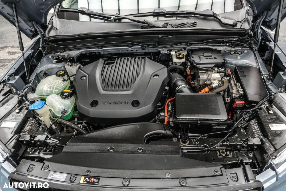 Volvo XC 40 Recharge T5 Twin Engine AT7 Inscription Expression - 26