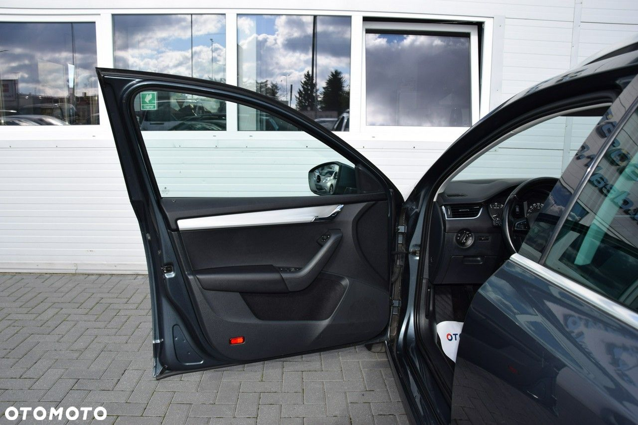 Skoda Octavia 1.4 TSI Elegance - 35