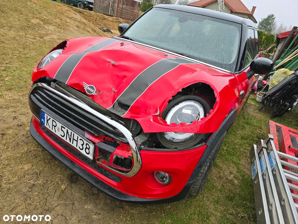 MINI Cooper Standard - 5