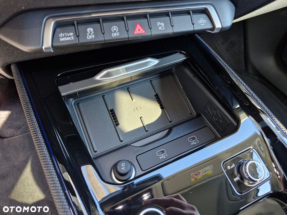 Audi Q3 35 TFSI S tronic - 11