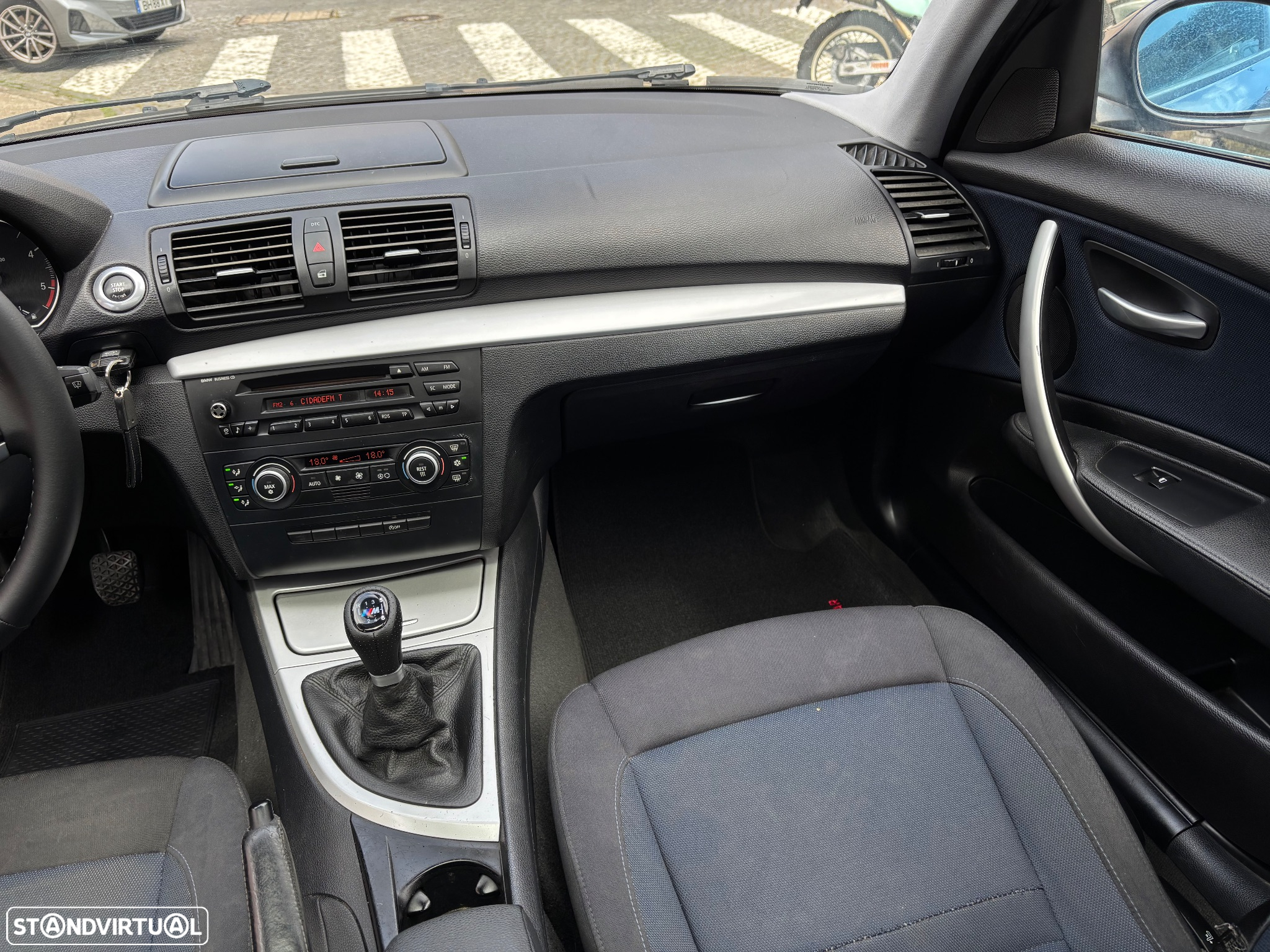BMW 118 d Sport Line - 14