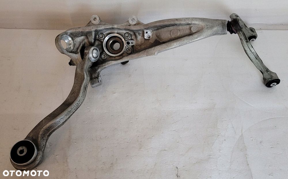 ZWROTNICA LEWA PRZÓD WAHACZE UCHWYT BMW 7 G11 G12 - 2