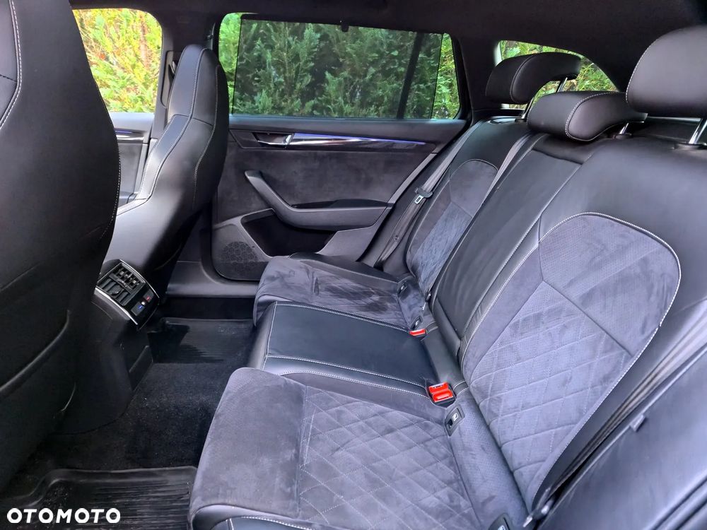 Skoda Superb 2.0 TDI 4x4 Sportline DSG - 7