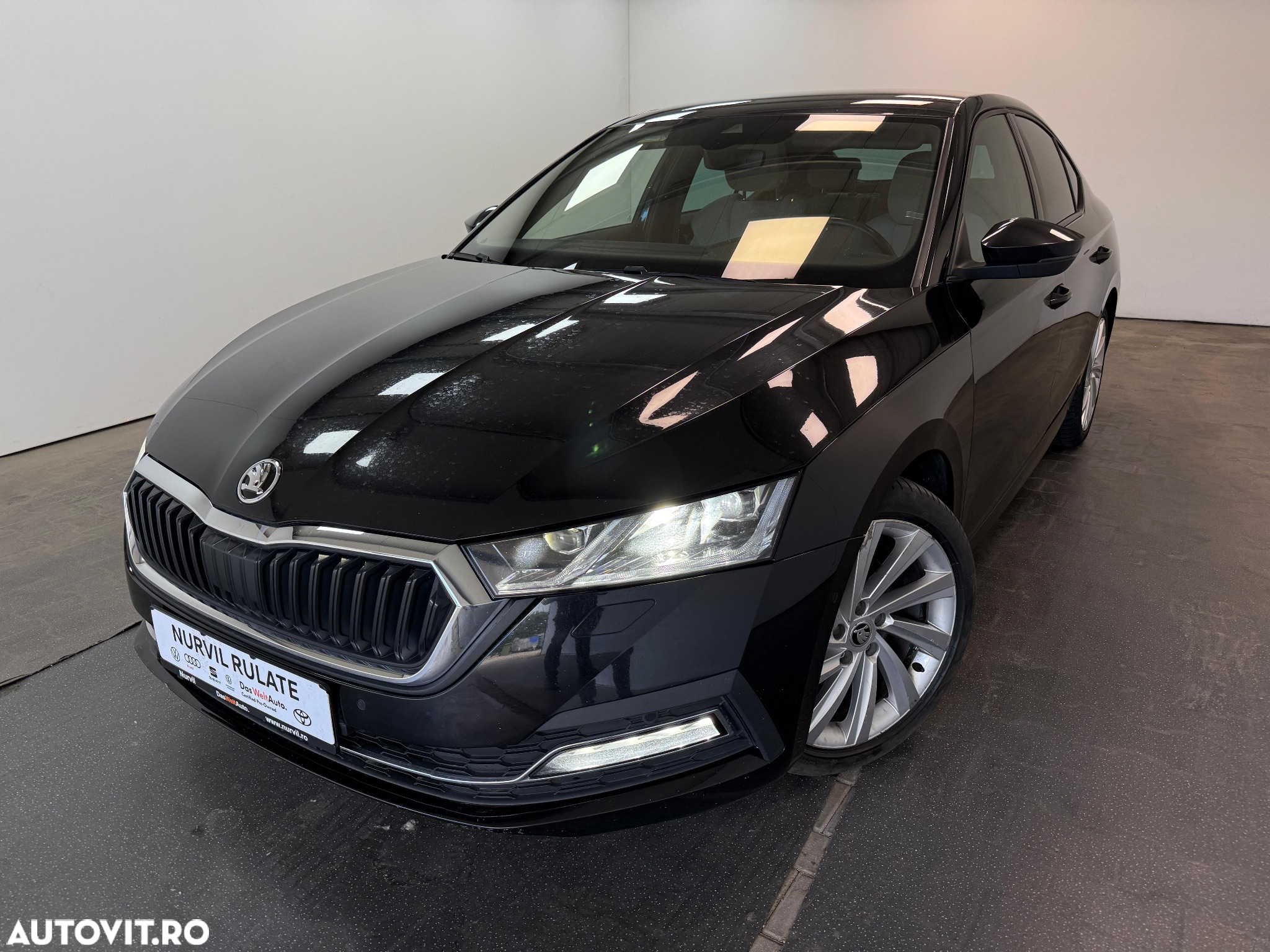 Skoda Octavia 2.0 TDI DSG Style - 19