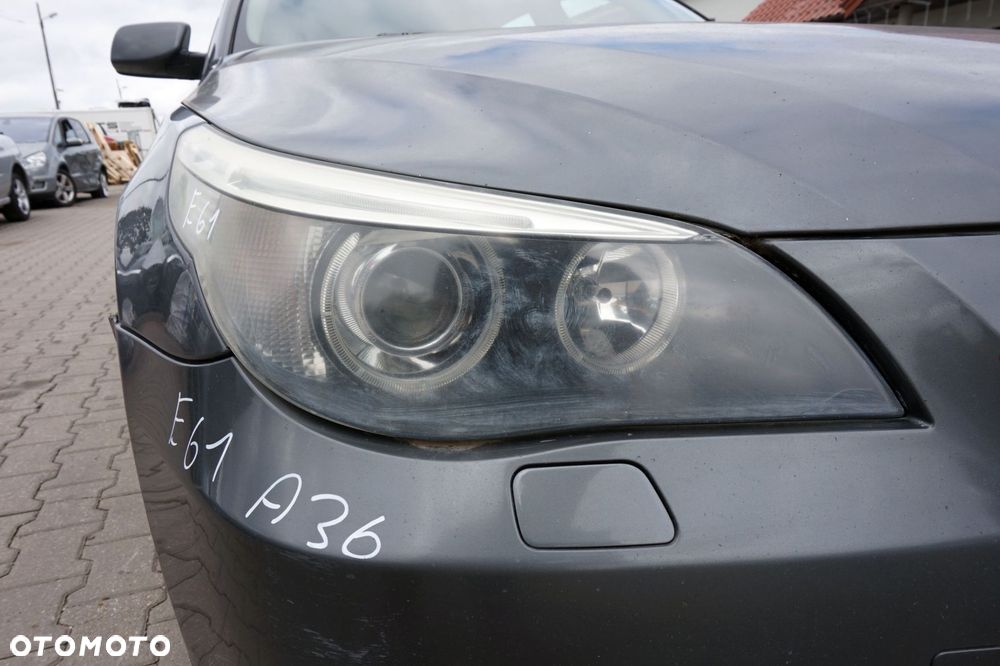 LAMPA PRZEDNIA PRAWA 5 E61  BMW 2003-2007 - 1