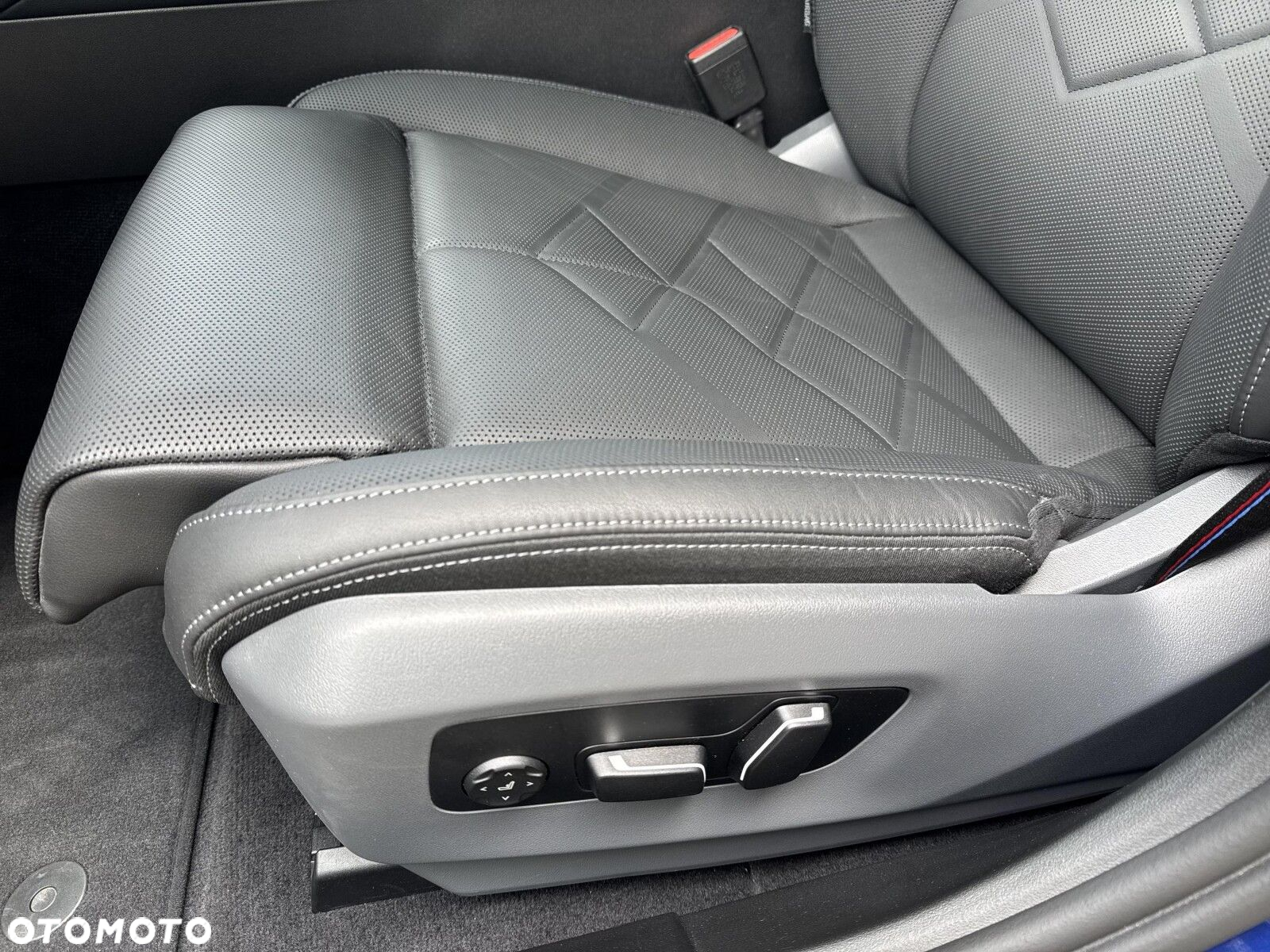 BMW i5 - 21
