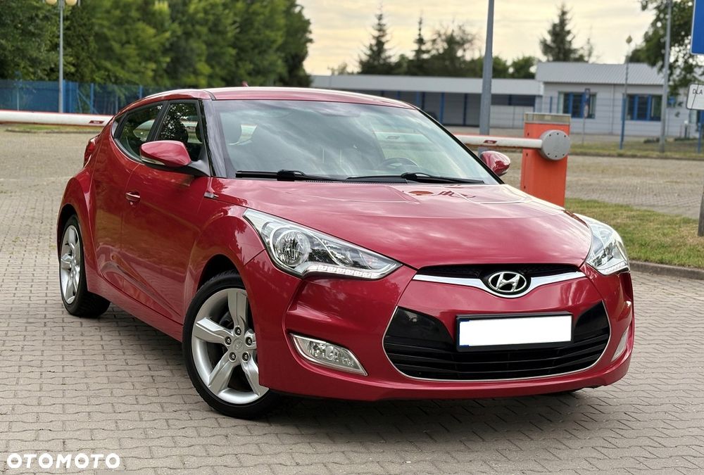 Hyundai Veloster - 1