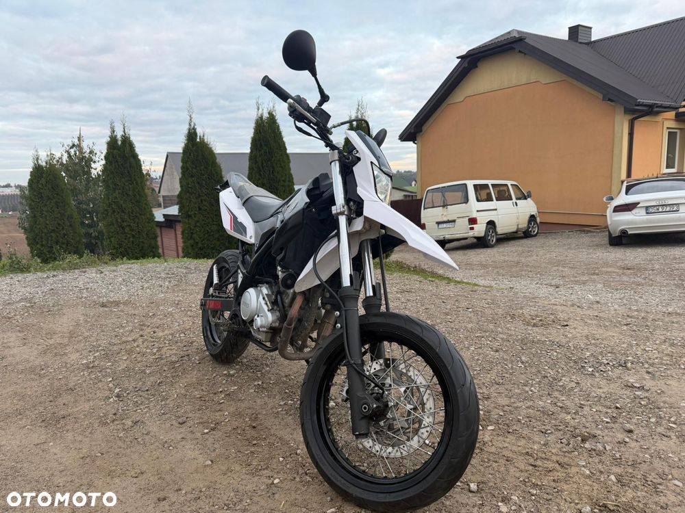 Yamaha WR - 12