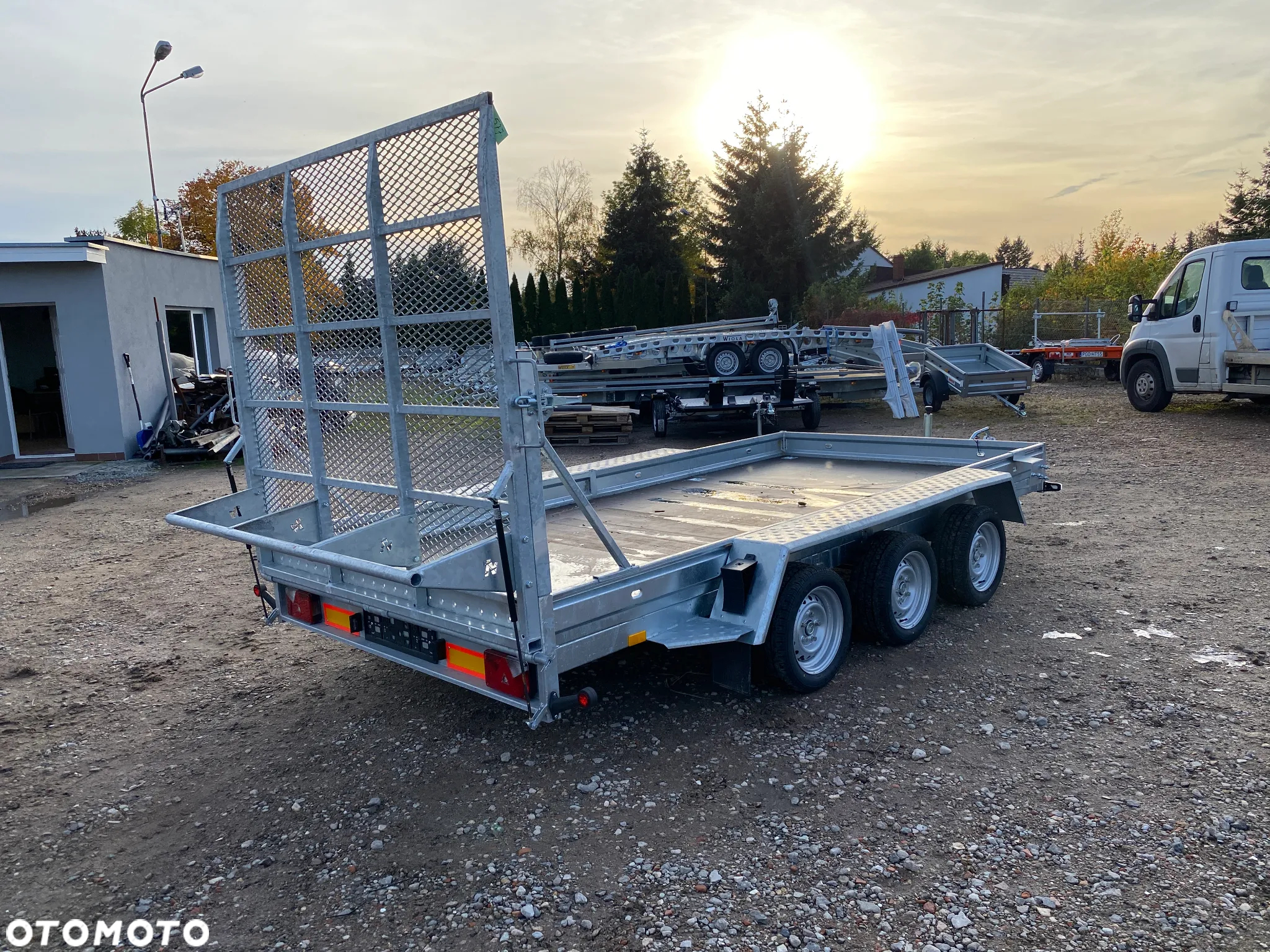 Niewiadów | 450X190X18 | DMC 3,5T | R14C | K4035 | Z RAMPĄ NAJAZDOWĄ | DO PRZEWOZU MASZYN I POJAZDÓW 3 OSIOWA | RATY | LEASING | - 5