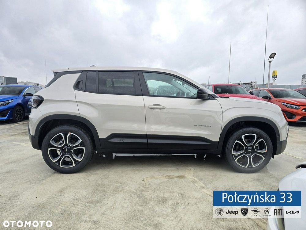 Jeep Avenger - 8