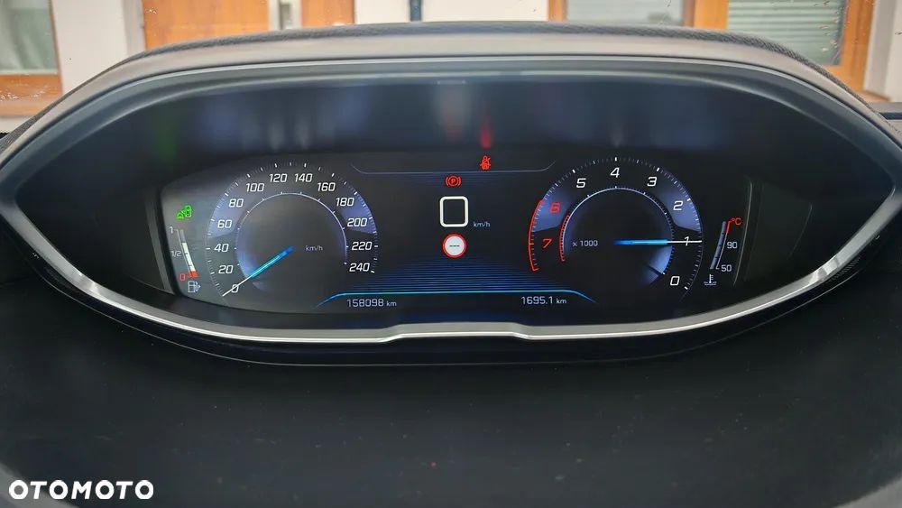 Peugeot 3008 - 11