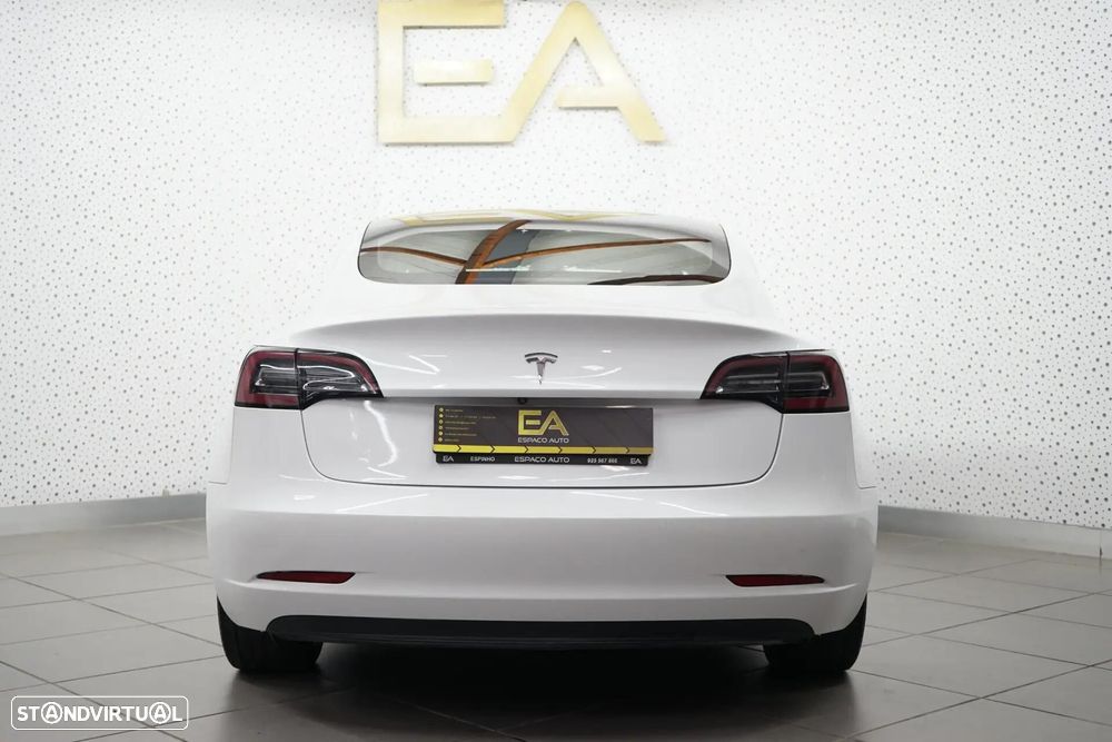 Tesla Model 3 Standard Range Plus RWD - 5