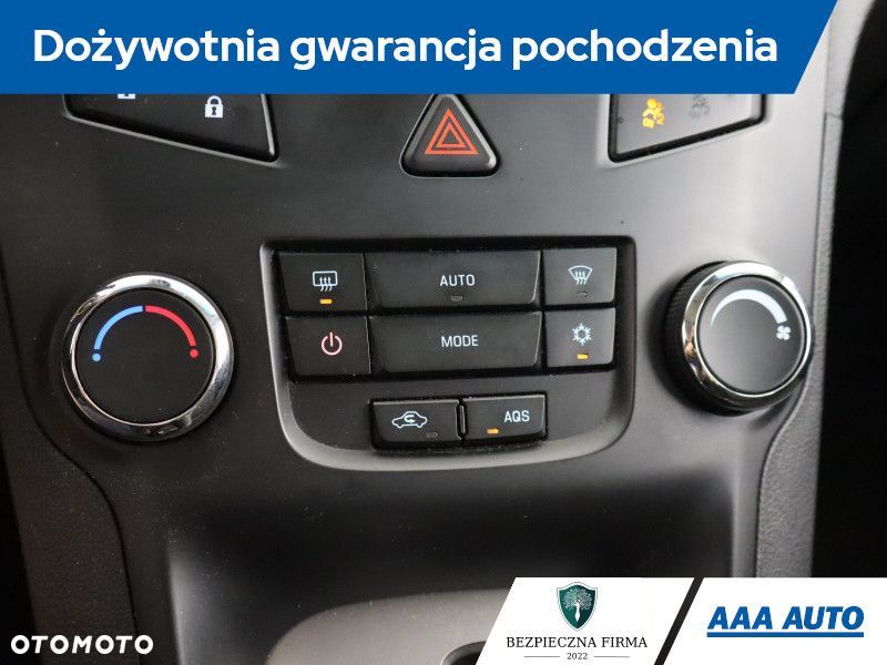 Chevrolet Orlando - 21